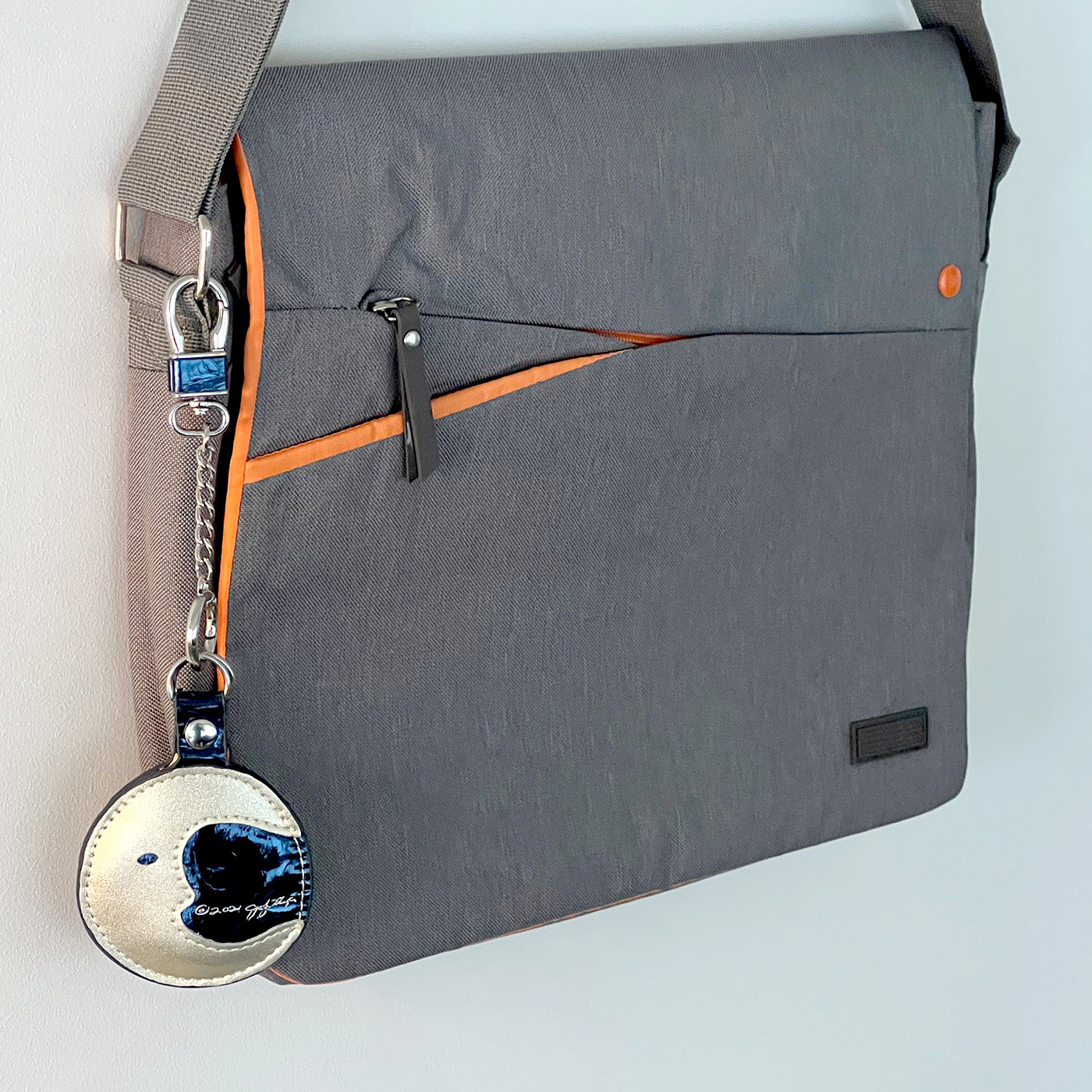 Moon AirTag Holder in Leather